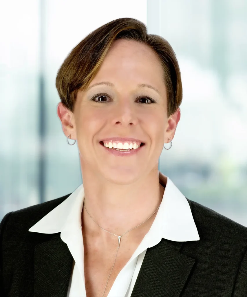 A headshot of Sarah Hoerber.